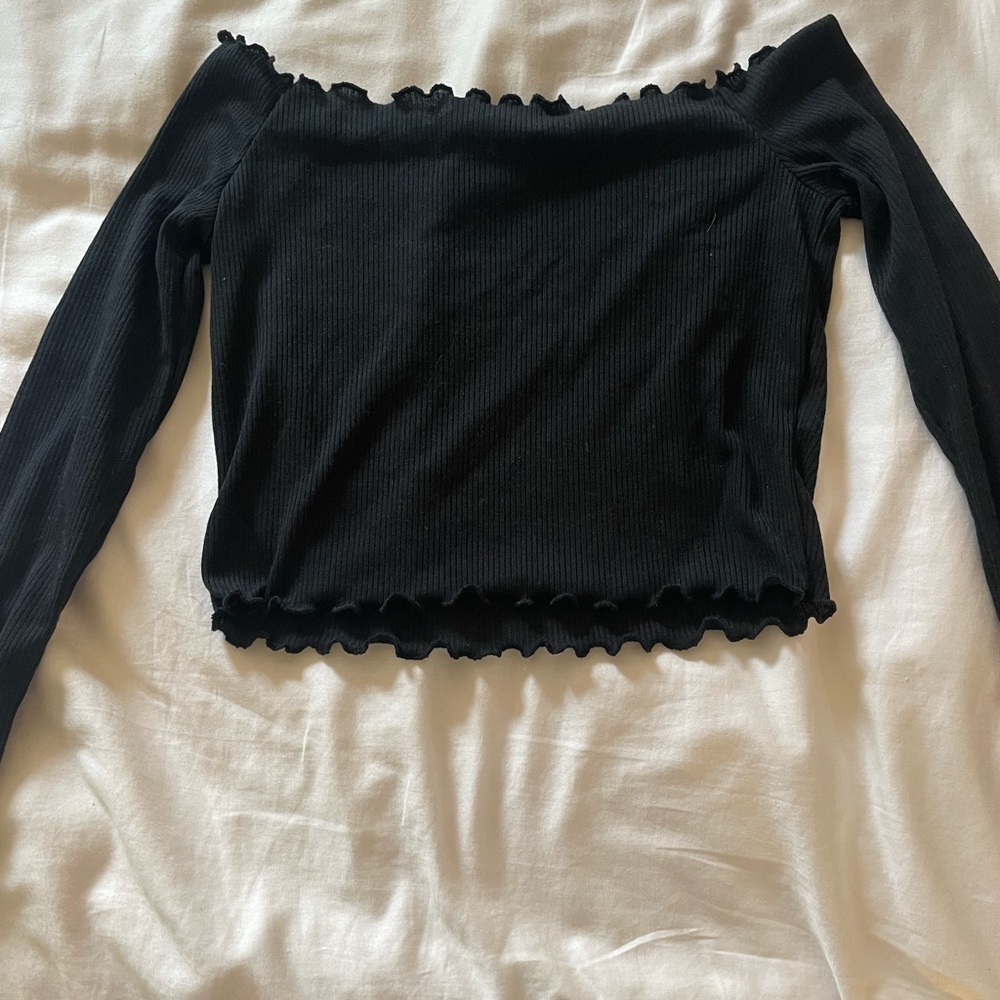 Black off the shoulder crop top